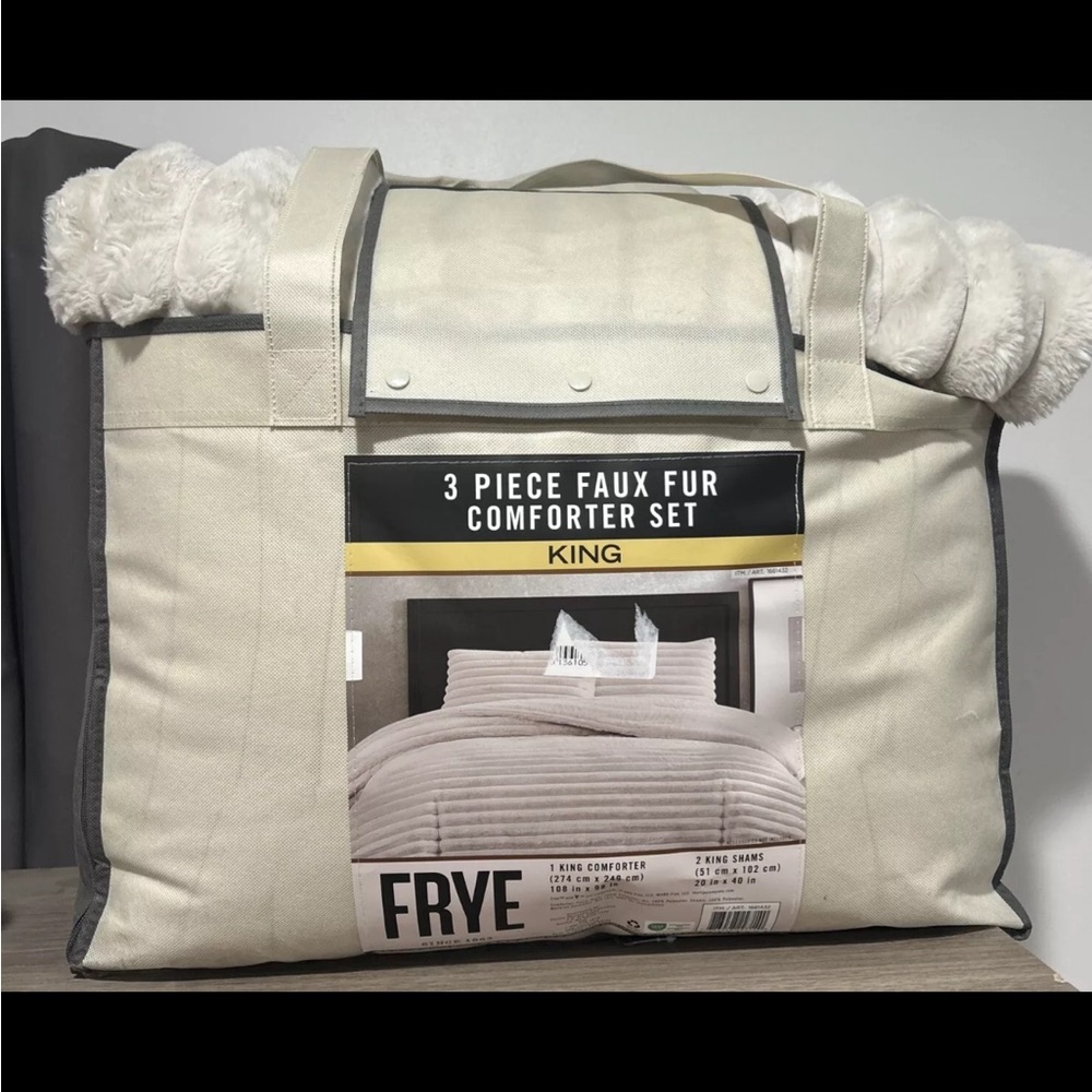 TikTok sold out Viral Frye Faux Fur Cream 3pc Comforter Set -King Size